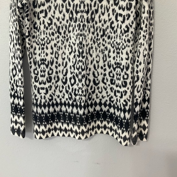Rebecca Taylor mohair, alpaca blend animal print sweater size Medium T - Picture 8 of 10